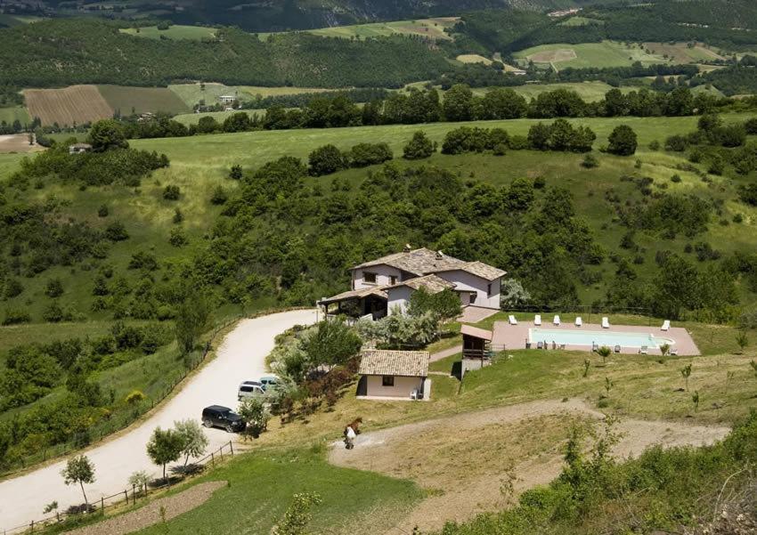 Agriturismo Valle Tezze Cascia Exterior foto